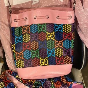 Gucci, pink and multicolored